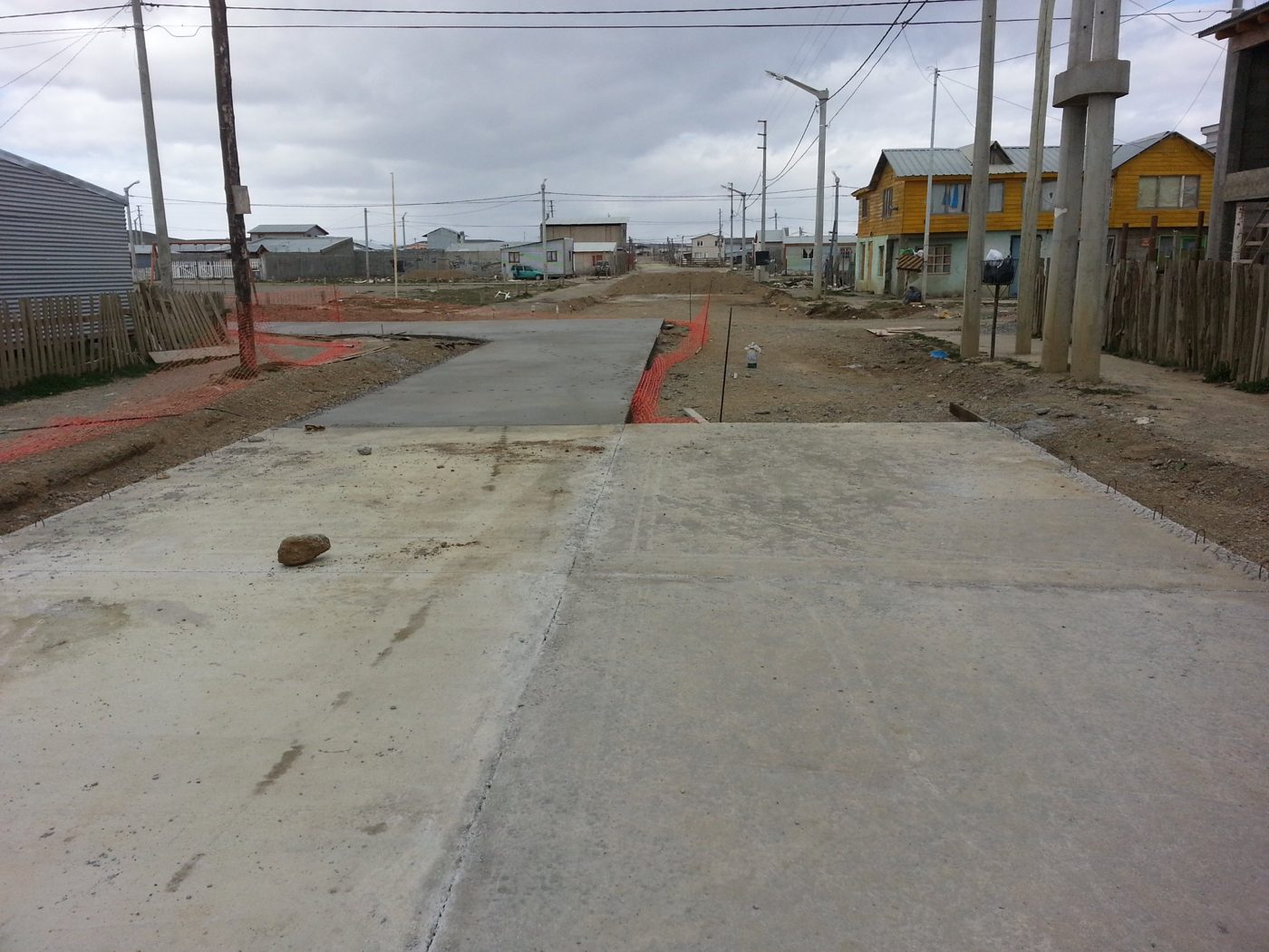 Encuentro de calles pavimentadas