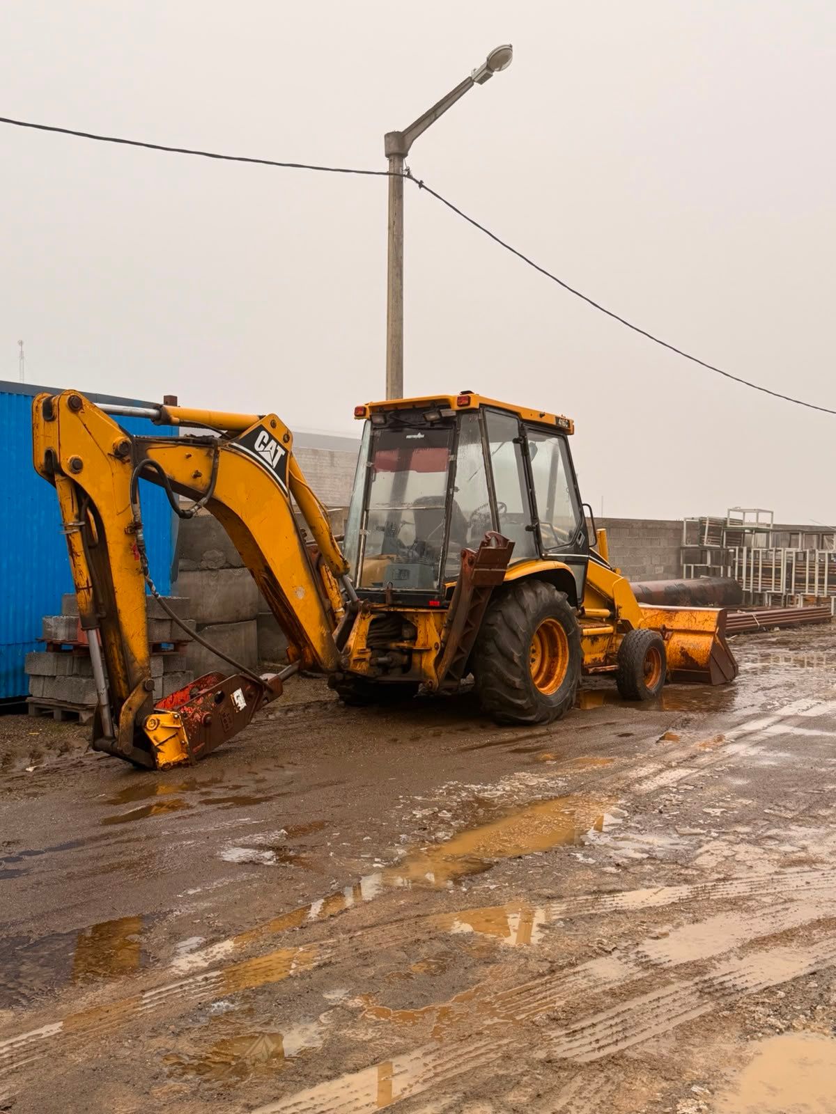 Retroexcavadora Caterpillar 416C